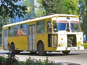 Старый автобус. Фото с сайта Новозыбков.Ru