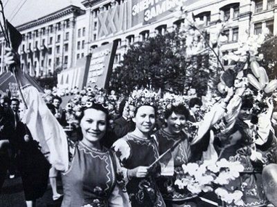1 мая 1986 г., Киев, демонстрация. Источник - times.kiev.ua