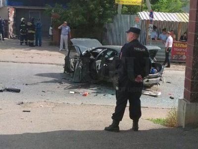 Взорванная машина в Уфе. Фото: proufu.ru