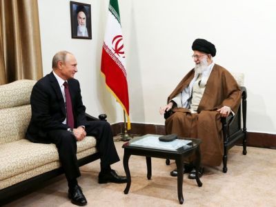 В.Путин и лидер Ирана аятолла Хаменеи. Фото: farsi.khamenei.ir