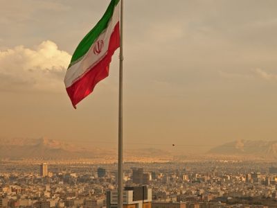 Флаг Исламской Республики Иран. Источник - huffpostmaghreb.com