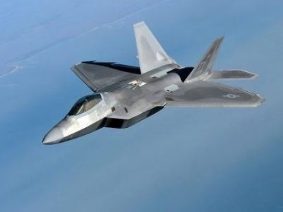 Многоцелевой истребитель F-22 Raptor. Источник - quoracdn.net