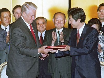 Борис Ельцин в Японии, 1993 год. Фото: rusplt.ru