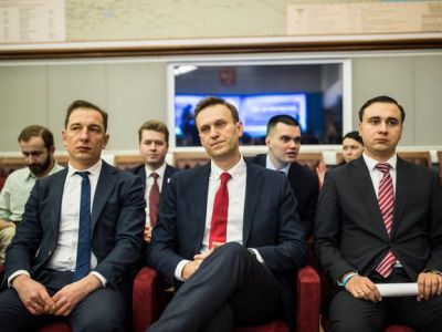 Роман Рубанов, Алексей Навальный и Иван Жданов, 25 декабря 2017 года. Фото: Евгений Фельдман