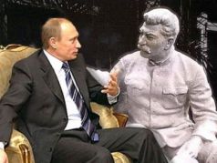 Путин и Сталин. Коллаж: yaplakal.com