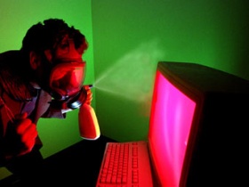 Хакер. Фото с сайта news.hutor.ru