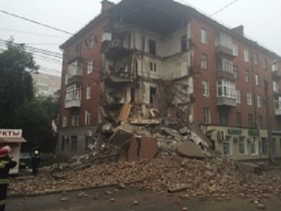 Обрушение 5-этажного дома в Перми. Фото: spbdnevnik.ru.