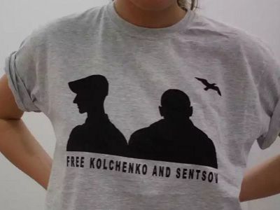 Лозунг "Свободу Кольченко и Сенцову!" Источник - http://solidarityua.info/