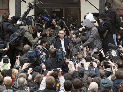 Выход Алексея Навального после 25 суток ареста, 7.7.17. Источник - pikabu.ru